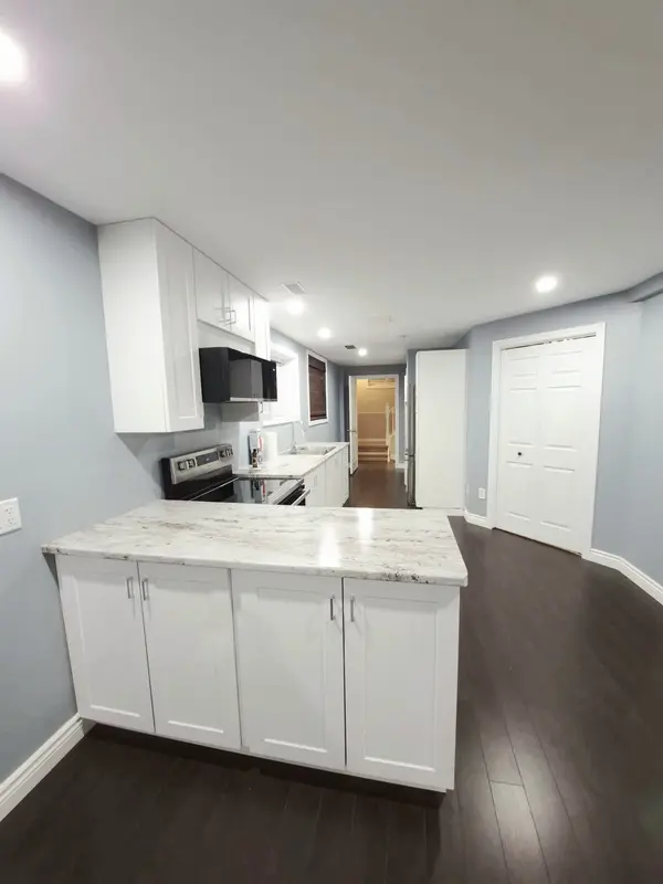 Welland, ON L3B 1A2,12 Vanier DR