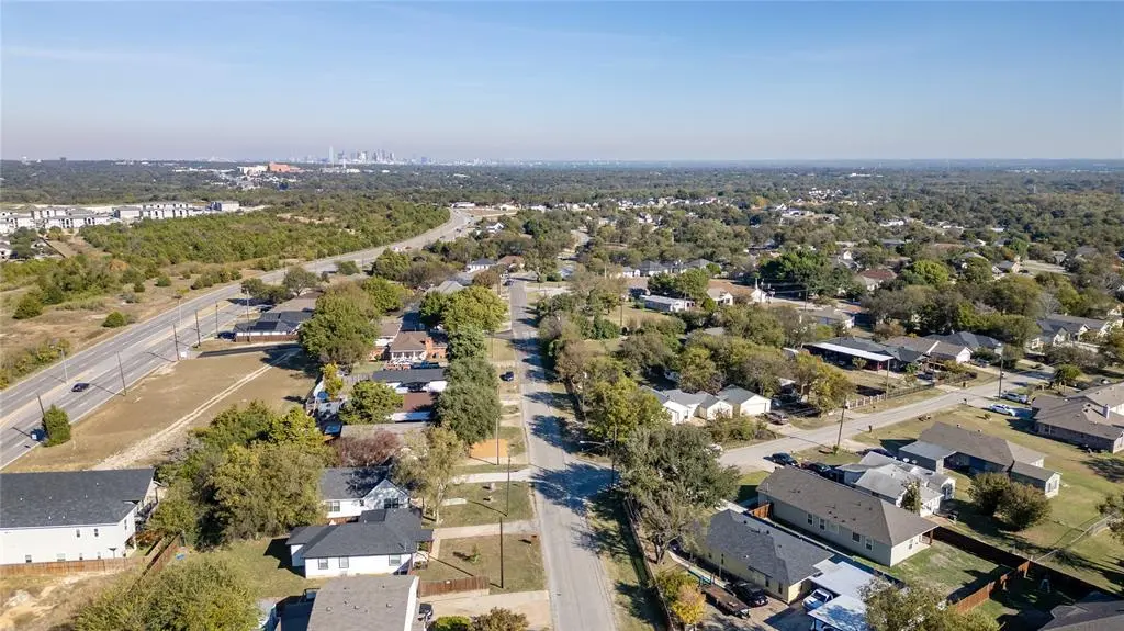 2406 Naoma Street, Dallas, TX 75241