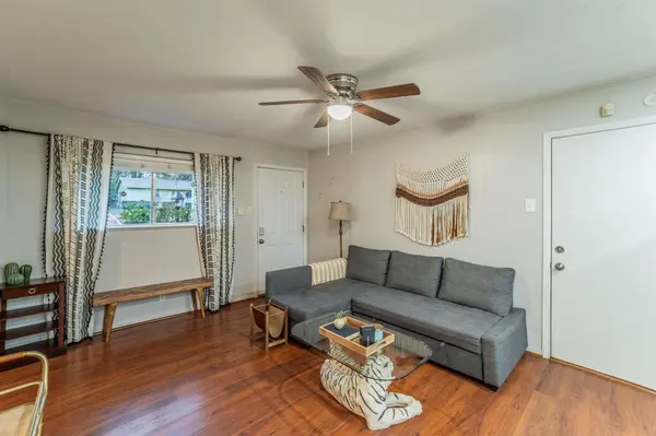 Arlington, TX 76012,1903 Dogwood Drive