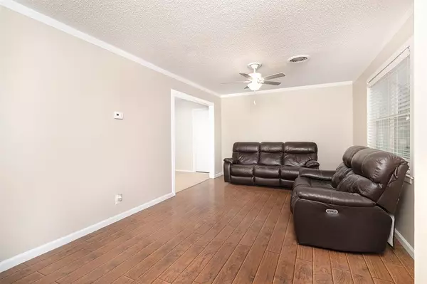 Brady, TX 76825,105 State