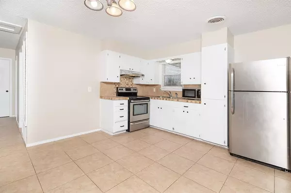 Brady, TX 76825,105 State