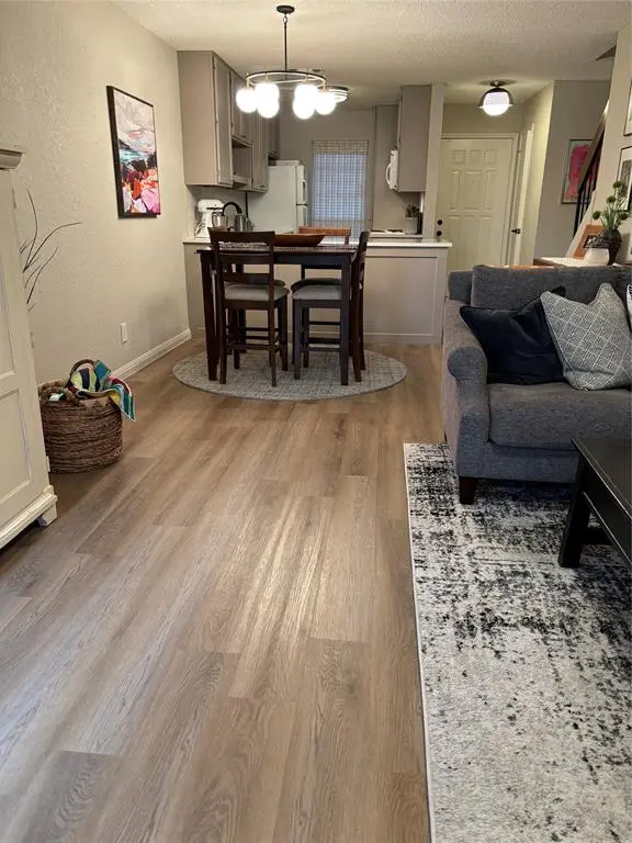 Fort Worth, TX 76133,7429 Kingswood Drive