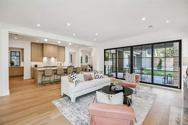 Dallas, TX 75214,6833 Northridge Drive