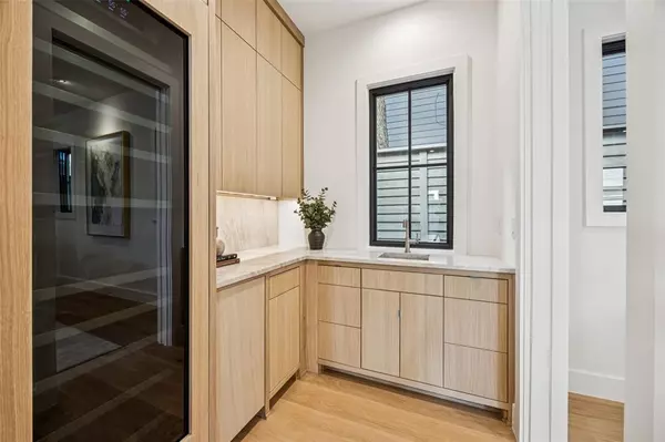 Dallas, TX 75214,6833 Northridge Drive