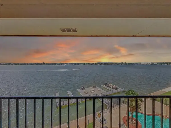 Granbury, TX 76048,401 E Pearl Street #2307