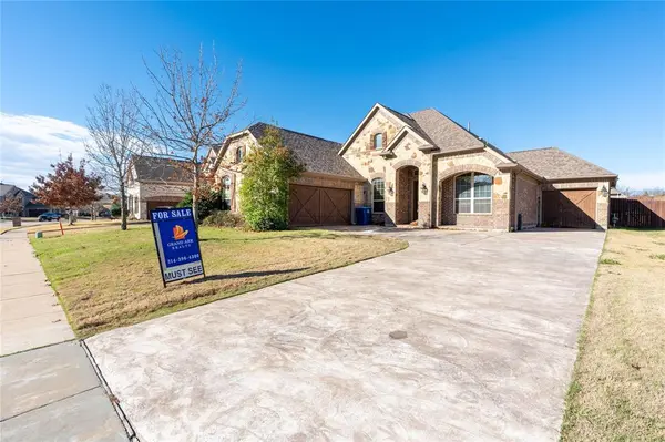 9101 Waters Lane, Rowlett, TX 75089