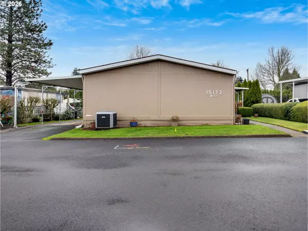 Clackamas, OR 97015,15172 SE 122ND AVE #86