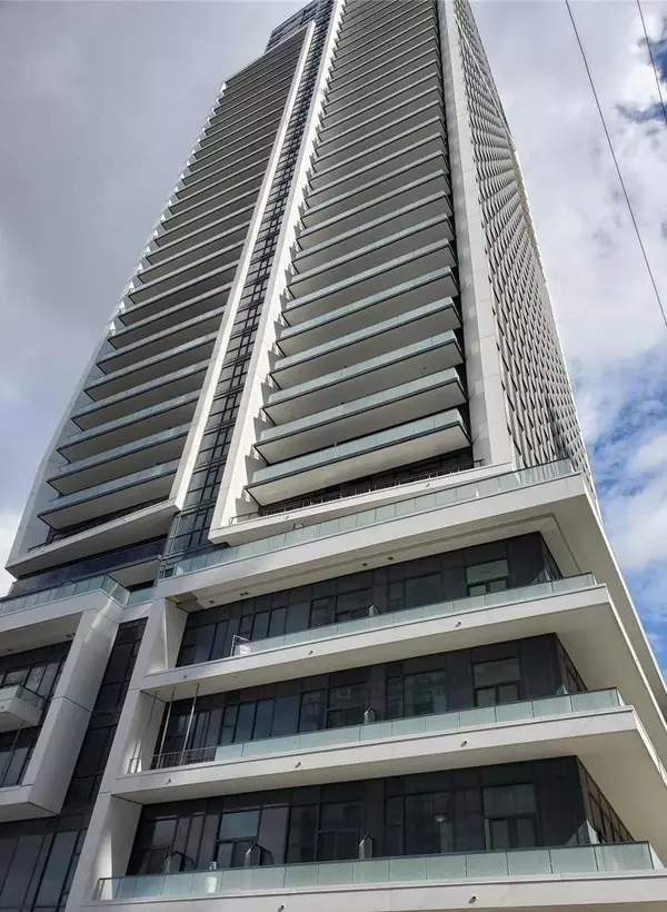 Toronto C01, ON M6K 0C9,50 Ordnance ST #2004