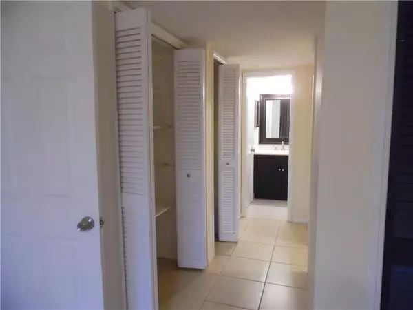 Pompano Beach, FL 33069,Address not disclosed