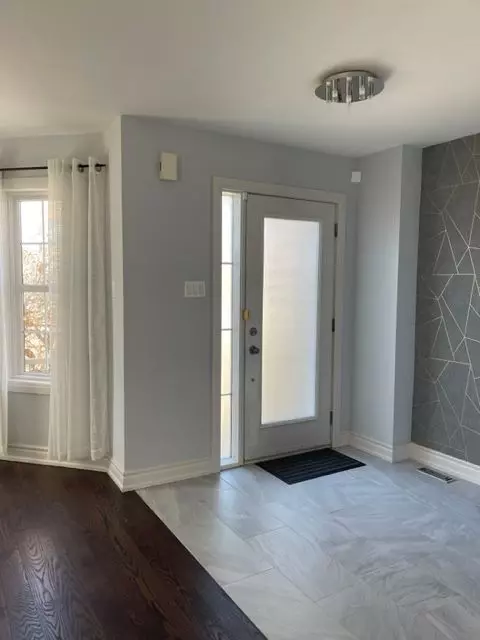 Richmond Hill, ON L4C 0L2,9031 Yonge ST