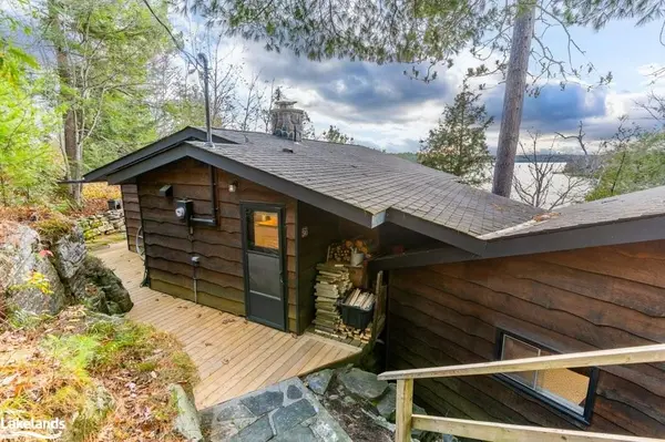 Algonquin Highlands, ON K0M 1S0,1023 WHYMAN RD