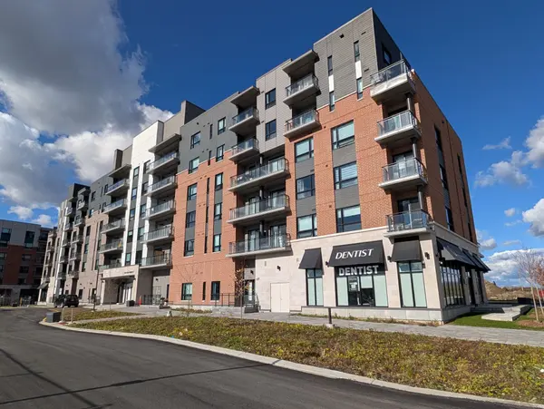 Manor Park - Cardinal Glen And Area, ON K1K 5C2,1350 Hemlock RD #513