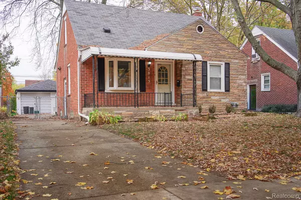 Royal Oak, MI 48073,3015 N Vermont AVE