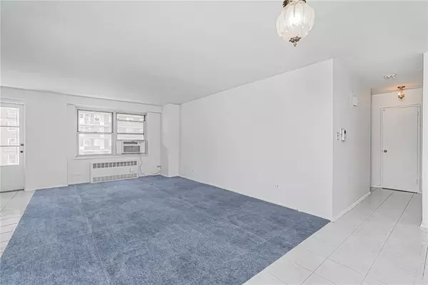 Brooklyn, NY 11214,1935 Shore Pkwy #9F