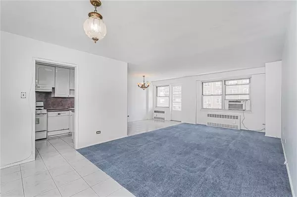 Brooklyn, NY 11214,1935 Shore Pkwy #9F