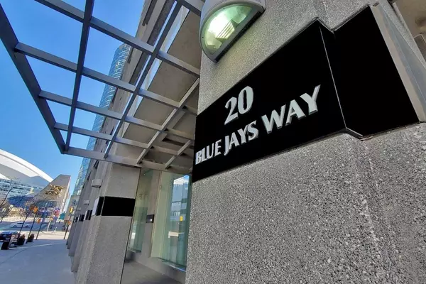 20 Blue Jays WAY #909, Toronto C01, ON M5V 3W6