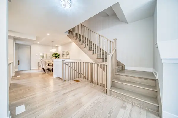 Markham, ON L6C 1N6,4 Pevensey LN N