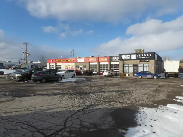 Halton Hills, ON L7G 4B6,341 Guelph ST