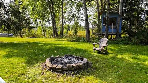 Callander, ON P0H 1H0,533 TILLICUM BAY RD