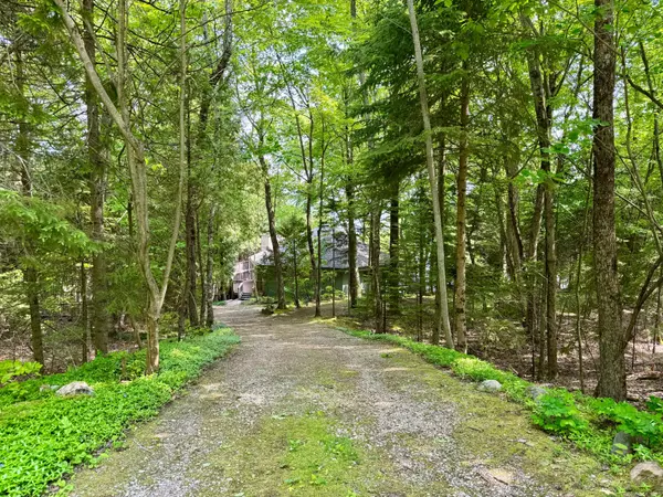 Northern Bruce Peninsula, ON N0H 1W0,15 Georgian DR