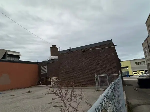 Fort Erie, ON L2A 2S3,61 Jarvis ST