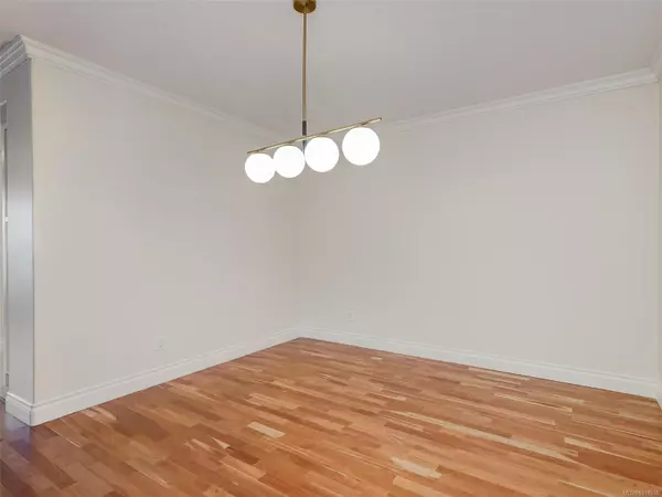 Victoria, BC V9A 7M5,75 Songhees Rd #803