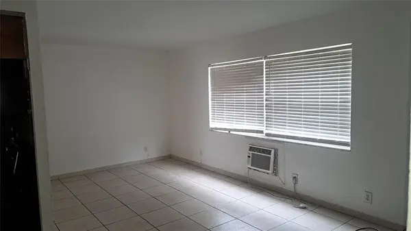 Lake Worth Beach, FL 33460,925 S K Street #4