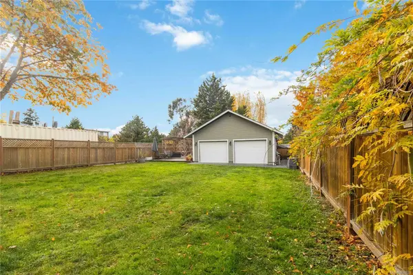 Saanich, BC V8Z 3S4,3354 Harriet Rd