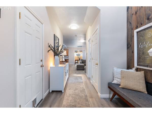 Troutdale, OR 97060,1603 SW HEWITT AVE