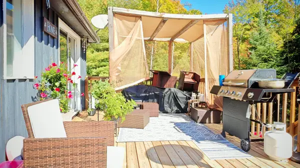 Havelock-belmont-methuen, ON K0L 1A0,761 JACK LAKE RD