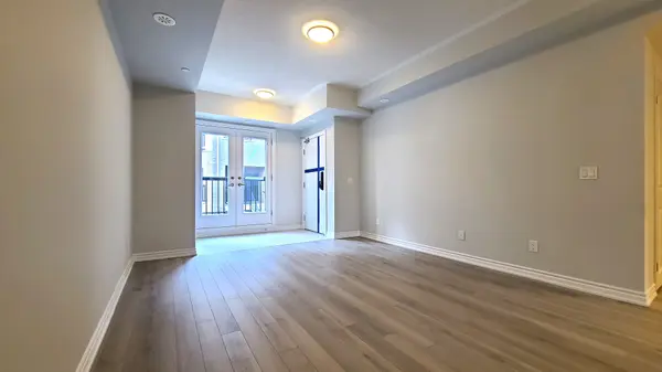 Oakville, ON L6H 7X5,349 Wheat Boom DR #207-A