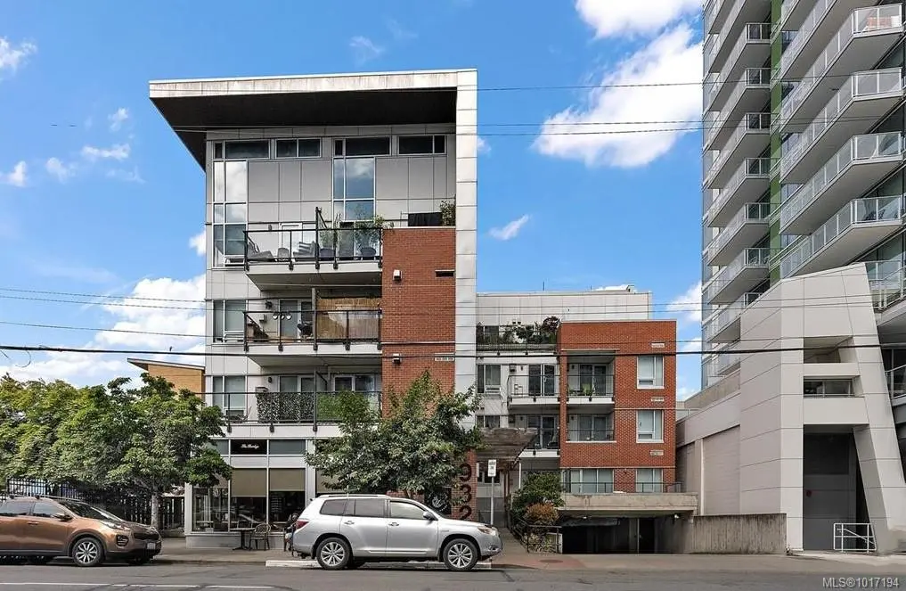 Victoria, BC V8V 3N4,932 Johnson St #203