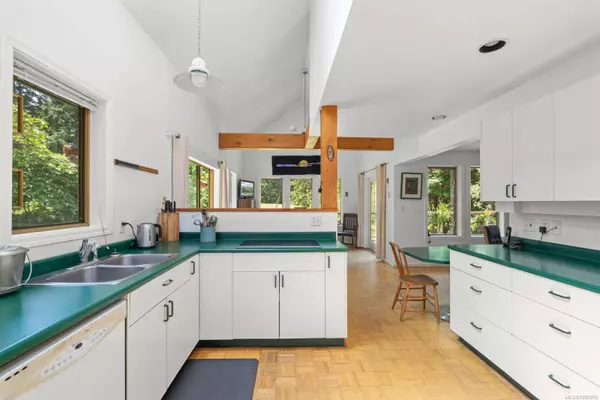 Metchosin, BC V9C 4E4,780 Winfall Rd