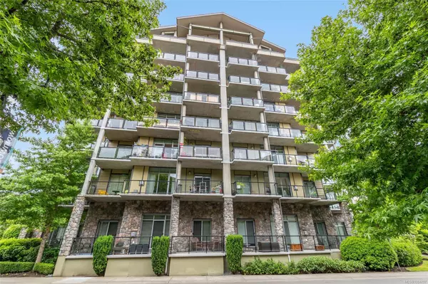 Parksville, BC V9P 0B1,194 Beachside Dr #302