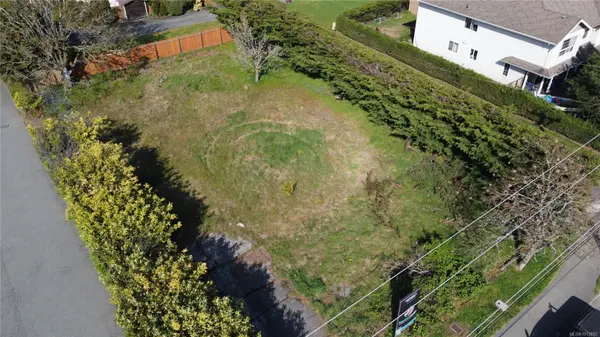 Langford, BC V9B 2S3,976 Dunford Ave