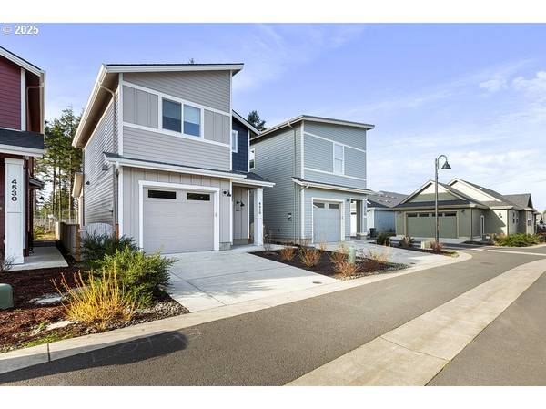 4520 SE FLEMING ST, Newport, OR 97366