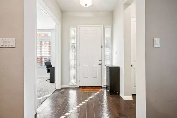 Dallas, TX 75252,8039 Copper Way