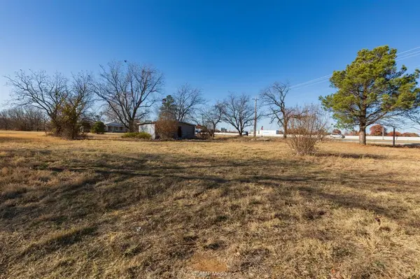 Clyde, TX 79510,309 S Access Road