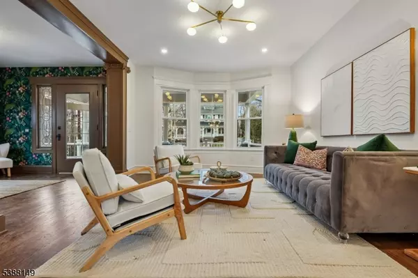 Maplewood Twp., NJ 07040,36 Oakview Ave