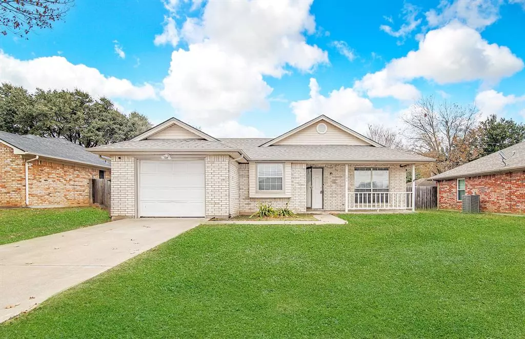 Cleburne, TX 76033,606 Mcanear Street