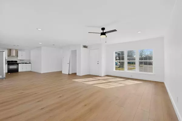 Dallas, TX 75228,2321 Blyth Drive