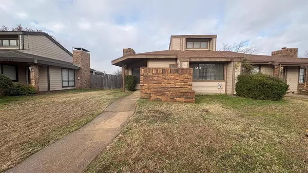 5930 Timbercrest Drive, Arlington, TX 76017