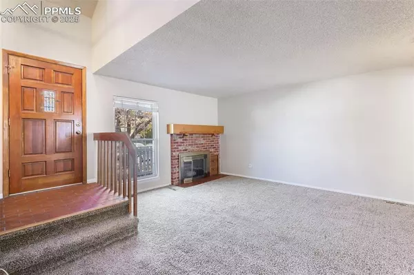 Colorado Springs, CO 80918,2575 Hatch CIR