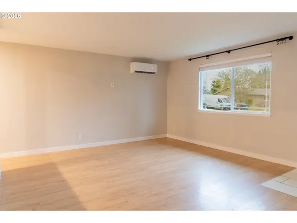 Junction City, OR 97448,660 SW CORAL ST