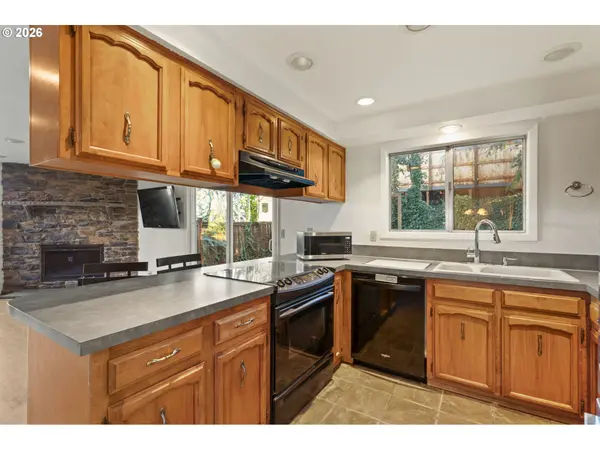 Salem, OR 97306,5190 SEEGER LN SE