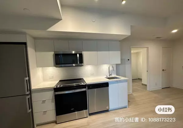 Toronto C06, ON M3H 0E3,30 Tippett RD #1024