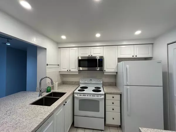 Toronto E09, ON M1H 3G6,88 Corporate DR #705A