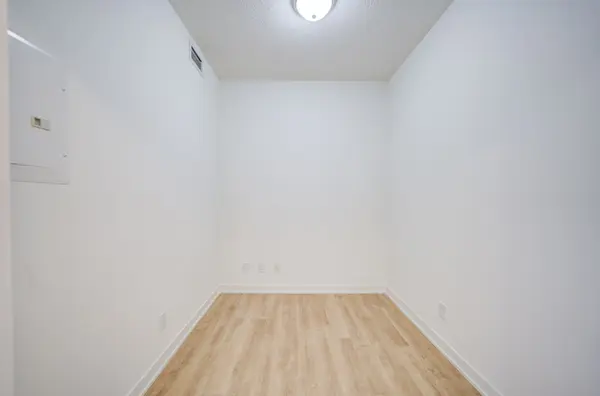 Markham, ON L6G 0H6,292 Verdale Crossing N/A #1204B