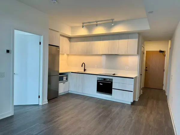 Mississauga, ON L5M 2T2,2495 Eglinton AVE W #2102