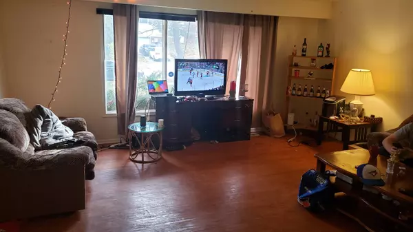 Waterloo, ON N2L 3X8,56 High ST